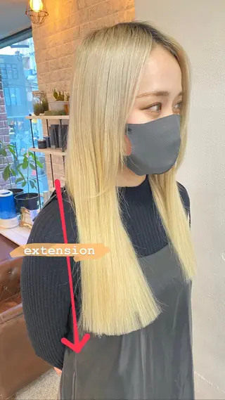 セミロング カラー アイブロウ レイヤーウルフ エクステ磯部のヘアスタイル