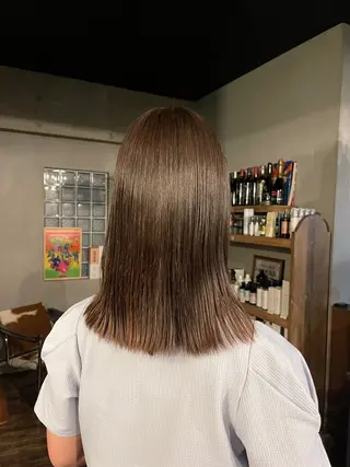 セミロング カラー BLESS所属・sawahata mariaのヘアスタイル