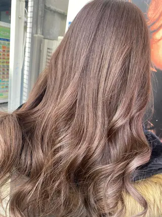 ロング diar／Saori 透明感カラー🤍のヘアスタイル