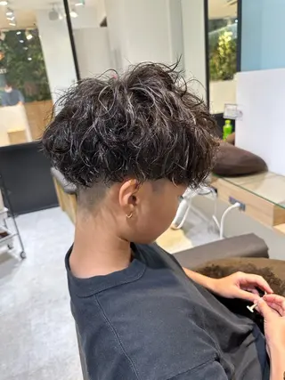 メンズ 梅本 彩香のヘアスタイル