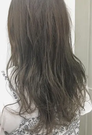 ロング tipi 香椎・千早のヘアスタイル