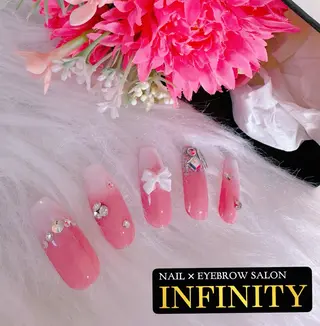 ネイル INFINITY所属・INFINITY 💎のネイルデザイン
