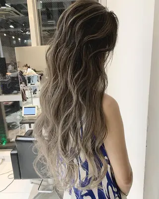 ロング カラー ヘアアレンジ 髪質改善land千葉所属・阿部 圭悟のヘアスタイル