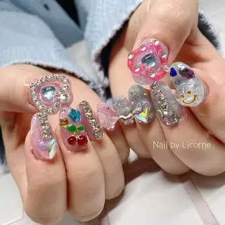 ネイル Nail by Licorneのネイルデザイン