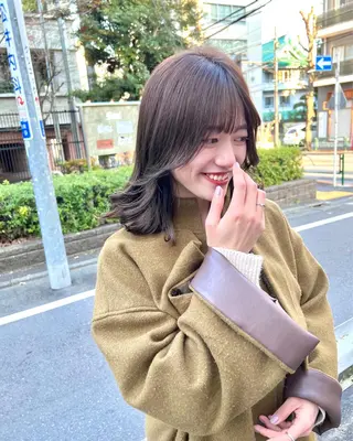 セミロング カラー 木村陸弥 似合わせ 透明感カラー🌿のヘアスタイル