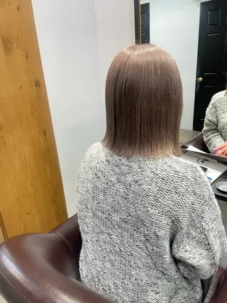 ショート kotono🪿 透明感カラーのヘアスタイル
