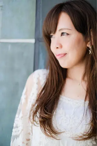 ロング 能登谷 きよのヘアスタイル