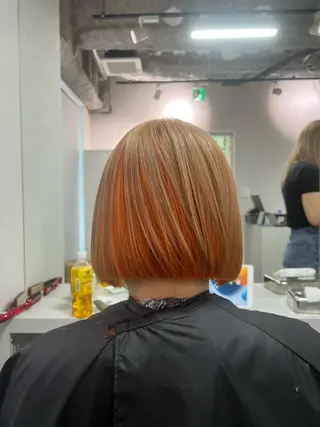 ショート カラー ハイトーン&髪質改善 &韓国エクステ🤎のヘアスタイル