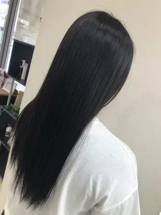 ロング カラー hisano / ハイトーン・透明感のヘアスタイル