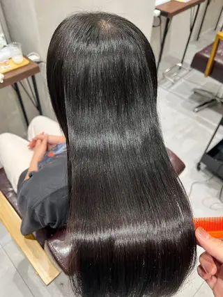 ミディアム 岸本 桂輝のヘアスタイル