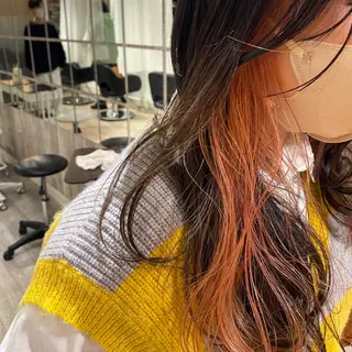 セミロング Re:MAKE所属・ジャニヲタ美容師 推しカラー中平海帆のヘアスタイル