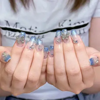 ネイル HITOMI 💝のネイルデザイン