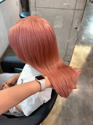 セミロング カラー ハイトーンブロンド 横浜💞ミオのヘアスタイル