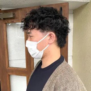 ショート パーマ メンズ 渡邉 聖希のヘアスタイル