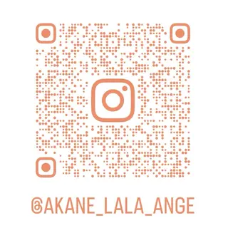 ネイル AKANE 🧴のネイルデザイン
