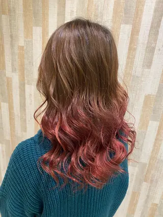 ロング diar／Saori 透明感カラー🤍のヘアスタイル