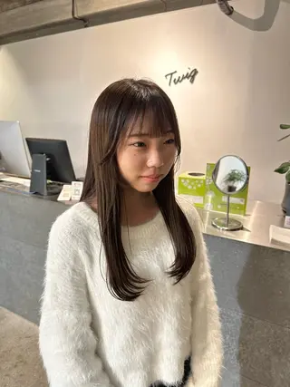ロング 小河 穂香のヘアスタイル