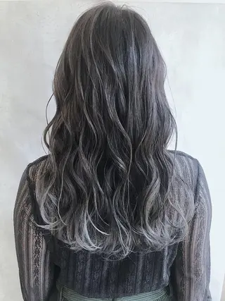 ミディアム カラー MOU namba ムウナンバのヘアスタイル