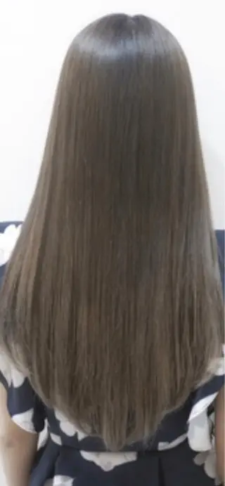 ロング 艶髪職人 山本隼正のヘアスタイル