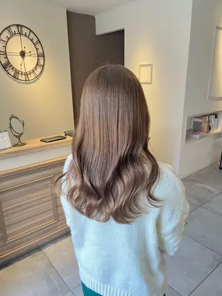 ロング カラー 川越 輝梨奈のヘアスタイル