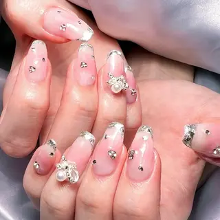 ネイル LEFTNAILS フィルインニュアンスのネイルデザイン