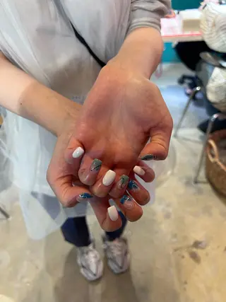 ネイル キラキラオメメ みずなのネイルデザイン