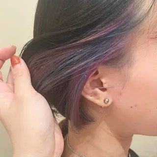 ショート カラー A10+α所属・加茂 しのぶのヘアスタイル