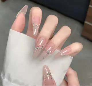 ネイル She’s Lunaのネイルデザイン