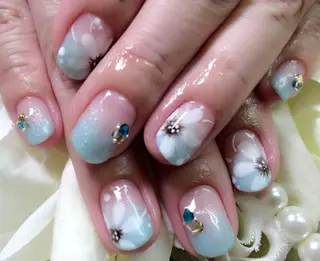 ネイル ラウバイマノマノ なかざとのネイルデザイン