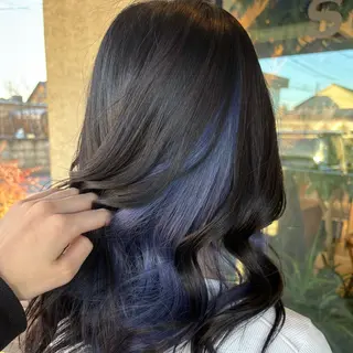 ロング カラー GISELA サリナのヘアスタイル