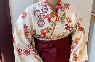 COLO✨️ 白川綺香のヘアスタイル