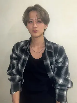 カラー メンズ ハイトーン/ピンク カラー/めい🎀のヘアスタイル