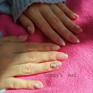ネイル tommy's nail所属・福岡/若よもぎ蒸し 全身美容が叶うサロンのネイルデザイン
