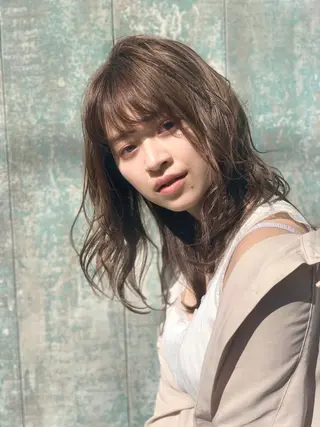 カラー 四ッ井 翔のヘアスタイル