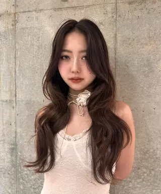 ロング EMMA 🎀縮毛矯正🫧のヘアスタイル