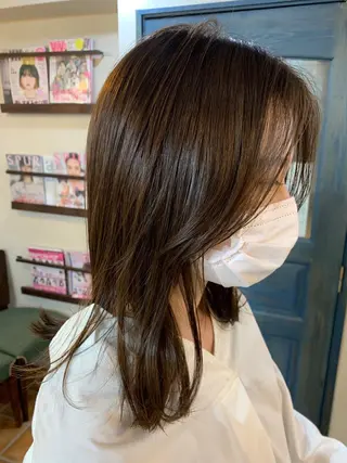 セミロング カラー 藤間 帆乃夏（とうまほのかのヘアスタイル