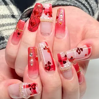 ネイル VOGUE ×SWANのネイルデザイン