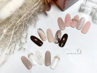 ネイル YUMI NAGAI  のネイルデザイン