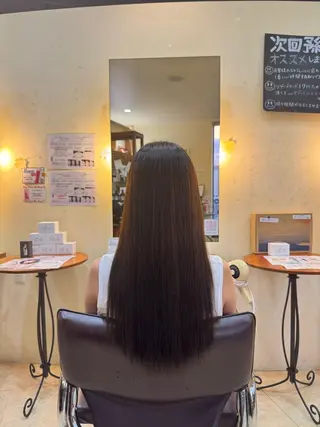 ロング カラー 善方 心音のヘアスタイル