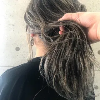 セミロング カラー ヘアアレンジ 店長 大方康暉のヘアスタイル
