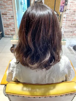 ミディアム カラー パーマ/イルミナ カラー 三浦菜々子のヘアスタイル