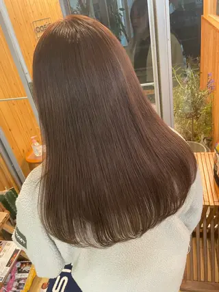 ロング カラー lift by mag所属・ユナ ナチュラル／透明感のヘアスタイル