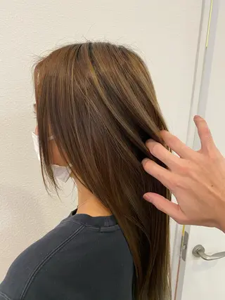 ロング フジサキ ハヤトのヘアスタイル