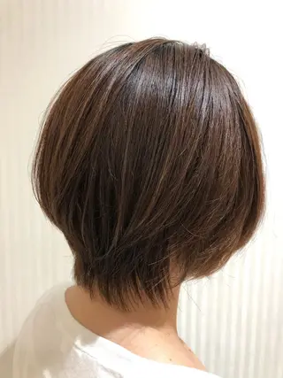 ショート カジサ ケイコのヘアスタイル