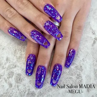 ネイル MADIA藤沢所属・MADIA MEGUのネイルデザイン