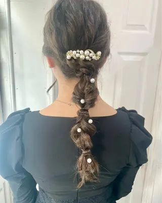 ヘアアレンジ uros.所属・uros.中目黒 moekaのヘアスタイル