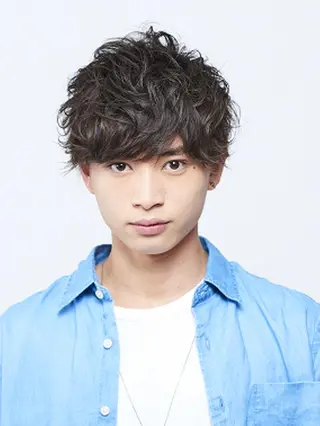 ショート メンズ 倉橋 俊輔のヘアスタイル