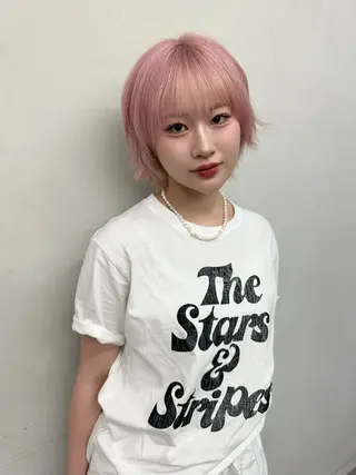 ミディアム カラー ウルフとハイトーン みっちー✂️のヘアスタイル