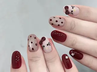 ネイル KARI ネイルサロンのネイルデザイン