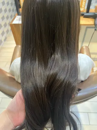 セミロング カラー 古屋 澪 艶髪カラー✨のヘアスタイル